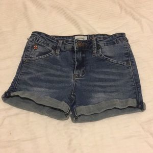 denim short shorts